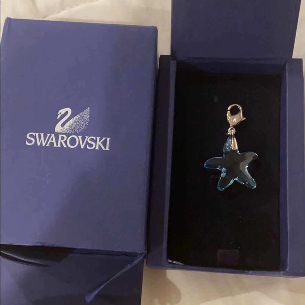 Aqua charm